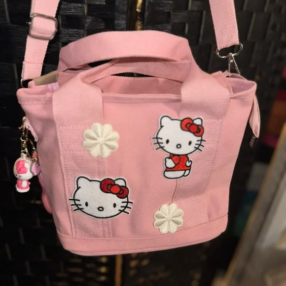 Mini Canvas Tote Bag W/ Hello Kitty Patches & Hello Kitty Card Holder NWOT - Picture 5 of 13
